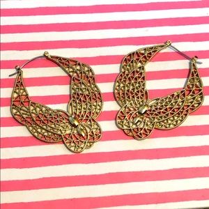 Gold earrings
